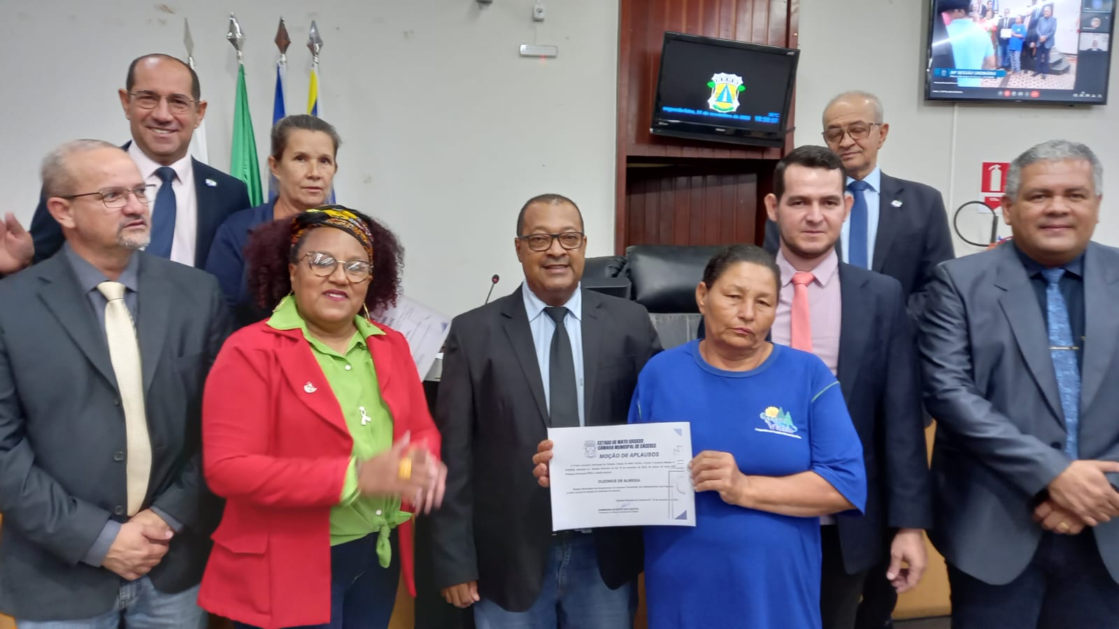 Moção de Aplausos Mulheres Serviços Gerais