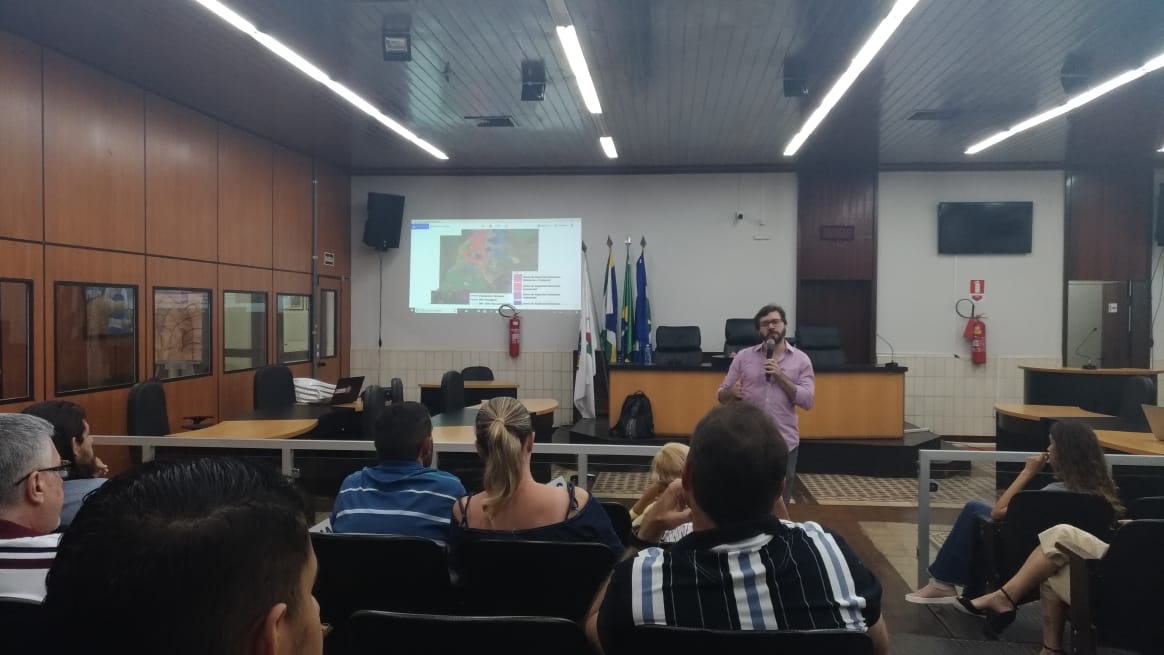 Apresentação de minuta do Plano Diretor transcorre com sucesso na Câmara Municipal