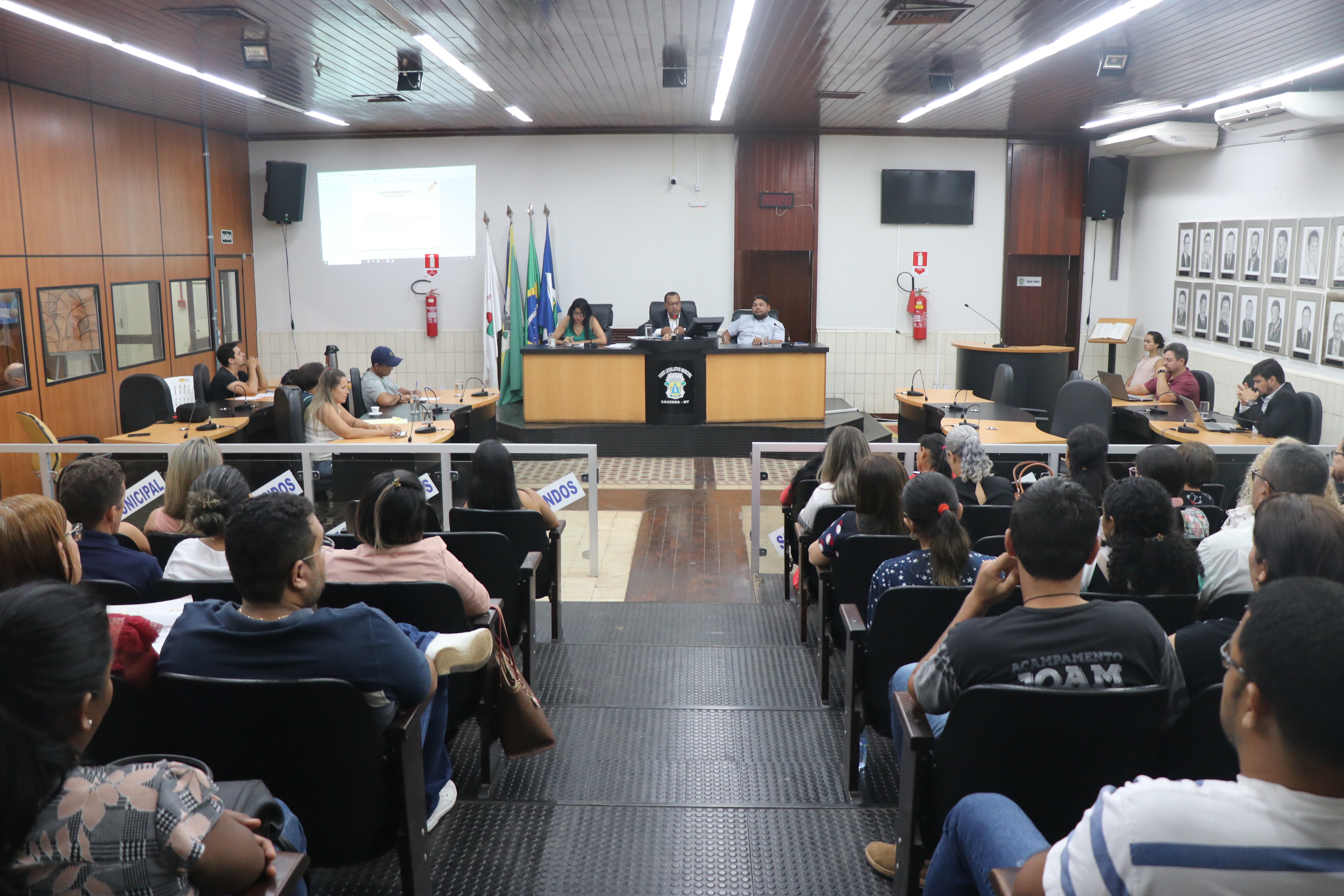 Audiência pública debate situação das escolas no campo