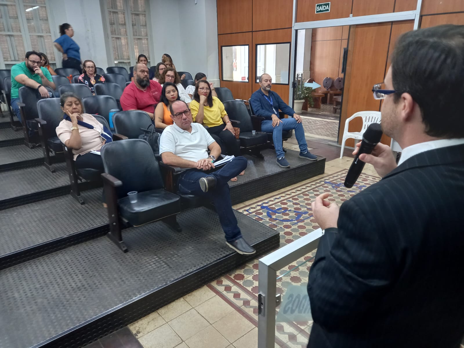 FORTALECENDO A REDE: Câmara de Cáceres recebe comitê de políticas públicas para migrantes no município